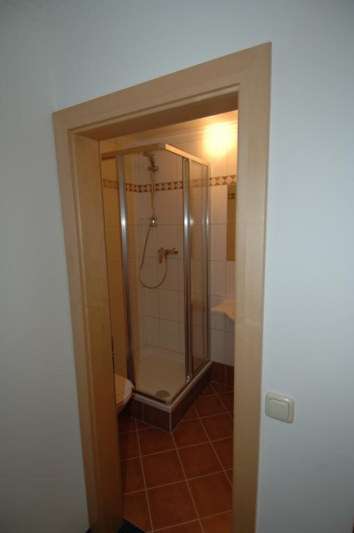 Gaestehaus Ingeborg Saalbach-Hinterglemm Rom bilde